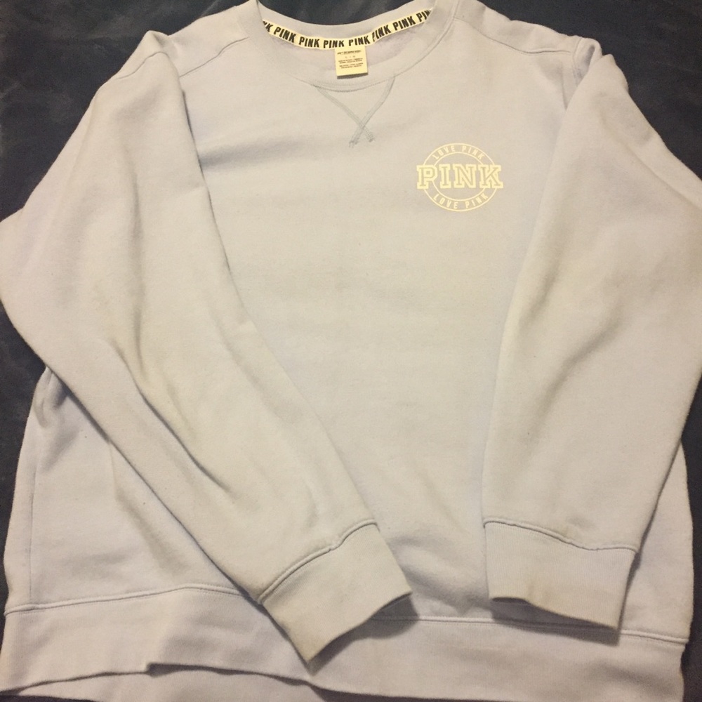 PINK vs crewneck